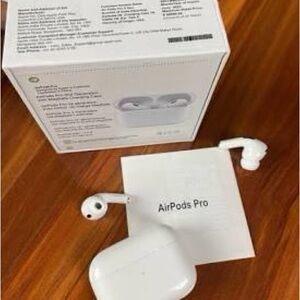 Apple AirPods Pro - White